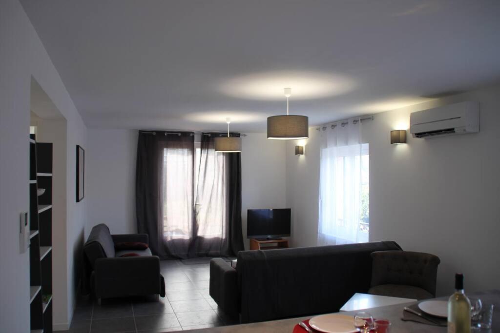 Appart Dans Maison 2 Km De La Plage Villeneuve-Loubet Exterior foto