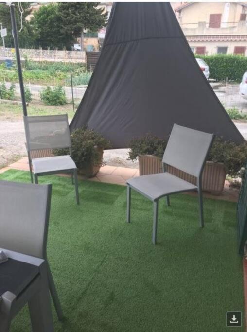 Appart Dans Maison 2 Km De La Plage Villeneuve-Loubet Exterior foto